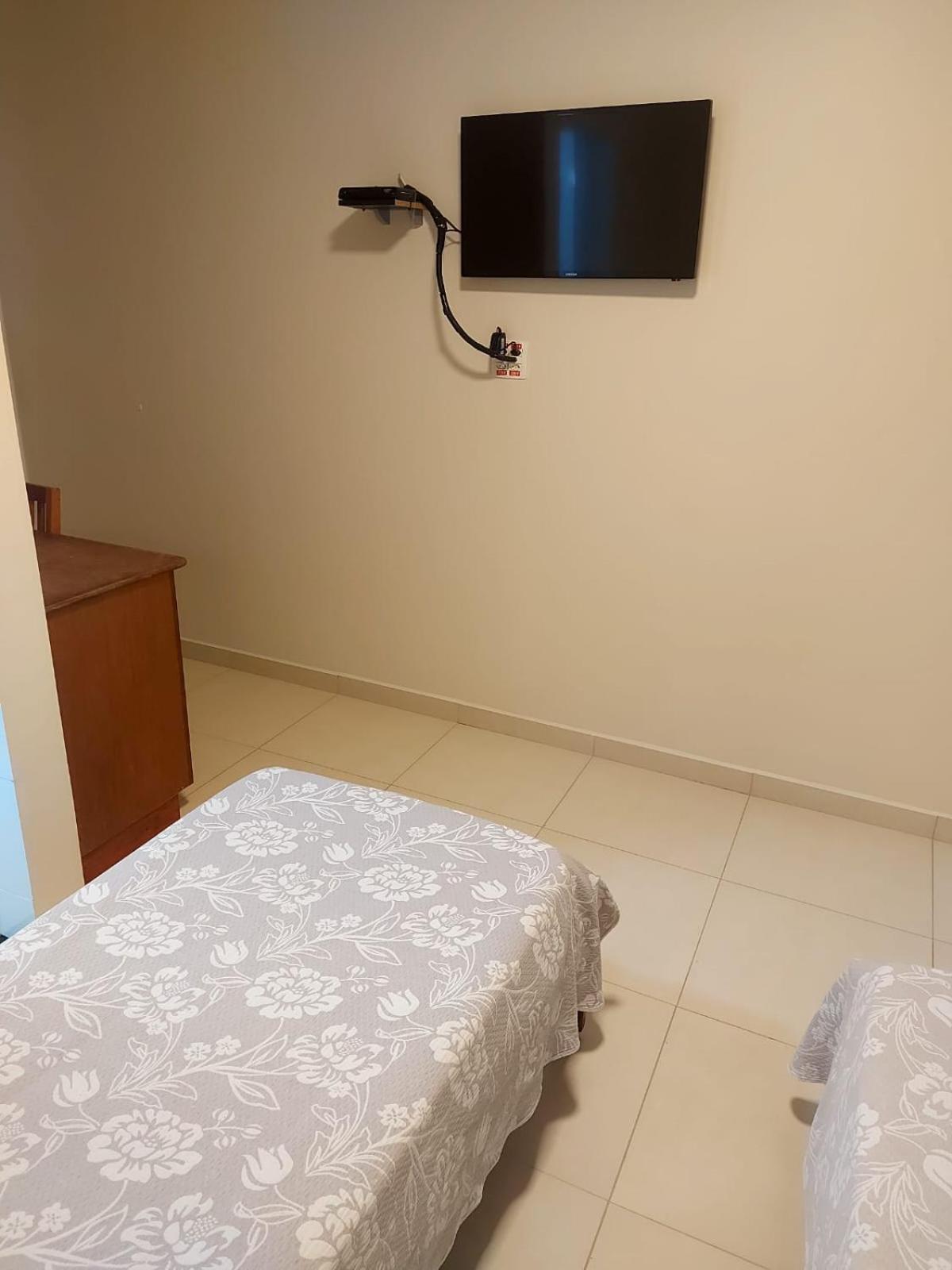 Colina Park Hotel Пирасикаба Экстерьер фото